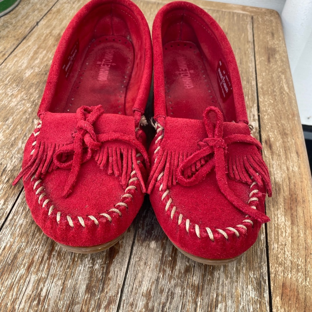 Minnetonka Red Kilty Hardsole Moccasins (10)